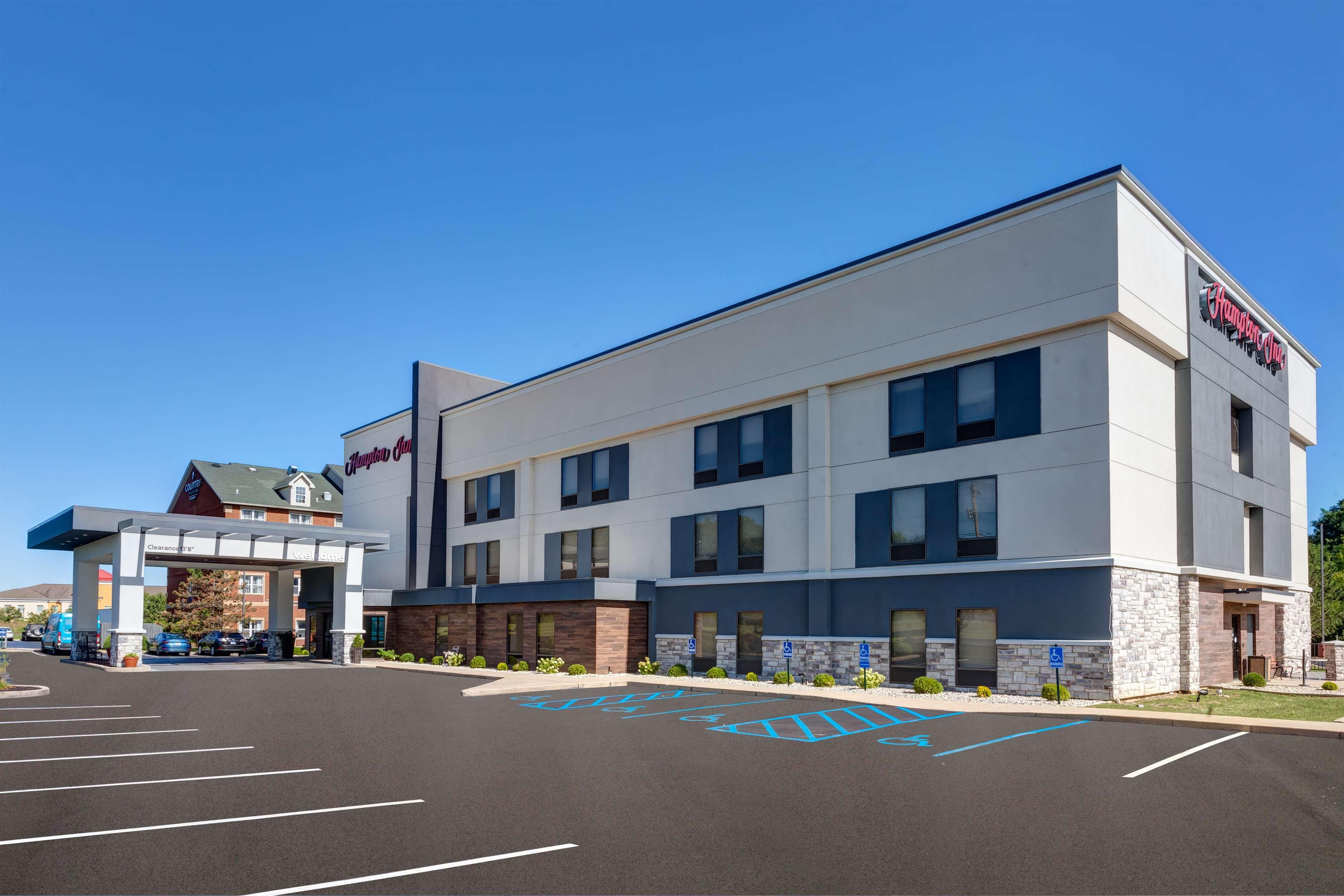 Hampton Inn Cincinnati Airport-North Хеброн Экстерьер фото