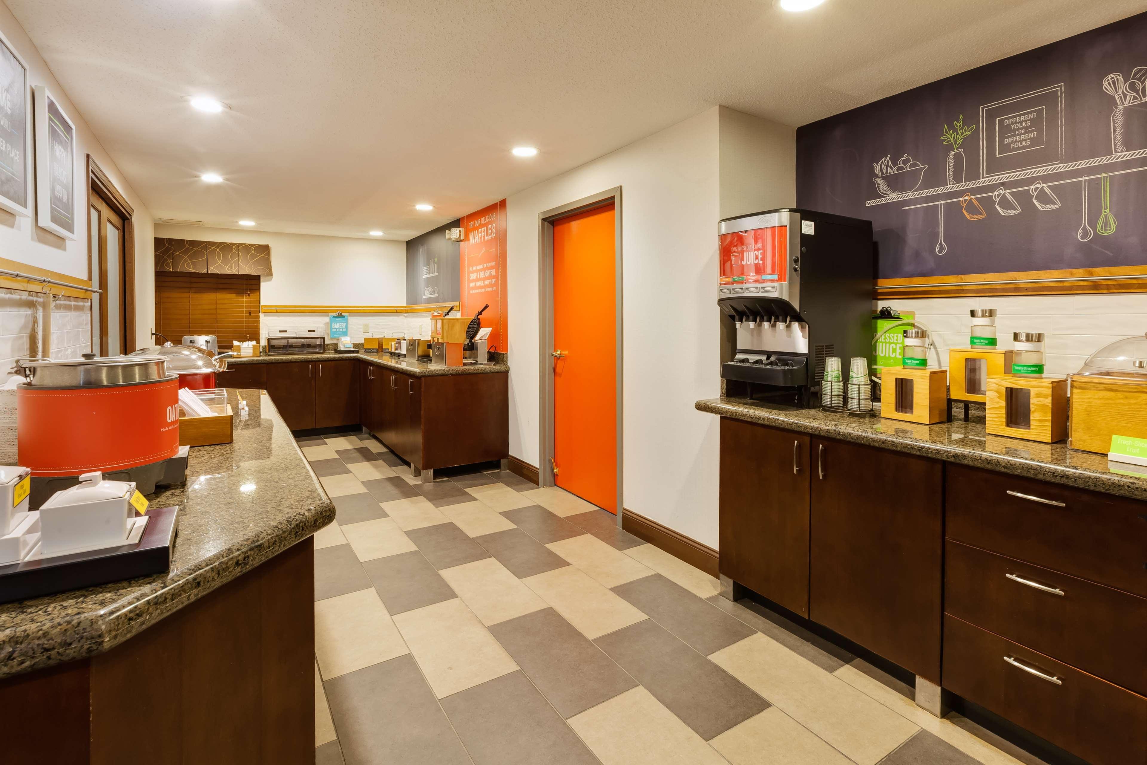 Hampton Inn Cincinnati Airport-North Хеброн Экстерьер фото
