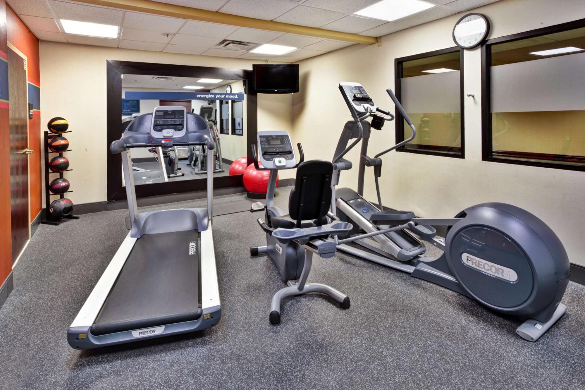 Hampton Inn Cincinnati Airport-North Хеброн Экстерьер фото