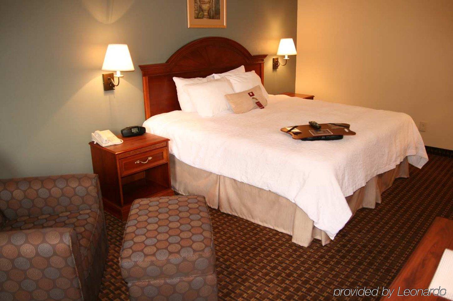 Hampton Inn Cincinnati Airport-North Хеброн Номер фото