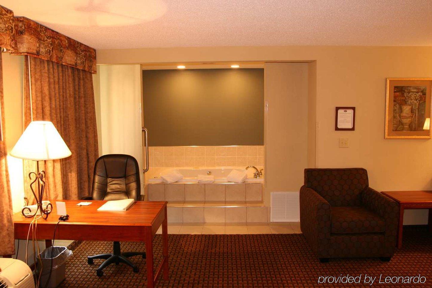 Hampton Inn Cincinnati Airport-North Хеброн Номер фото
